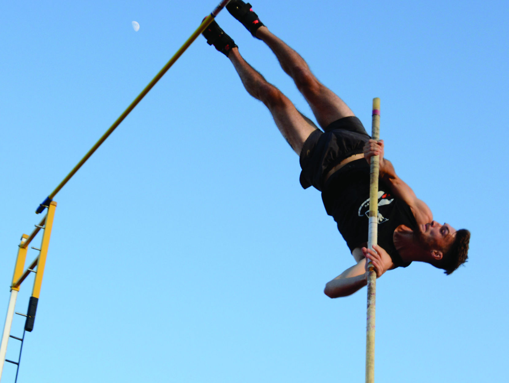 7-14 POLE VAULT 5